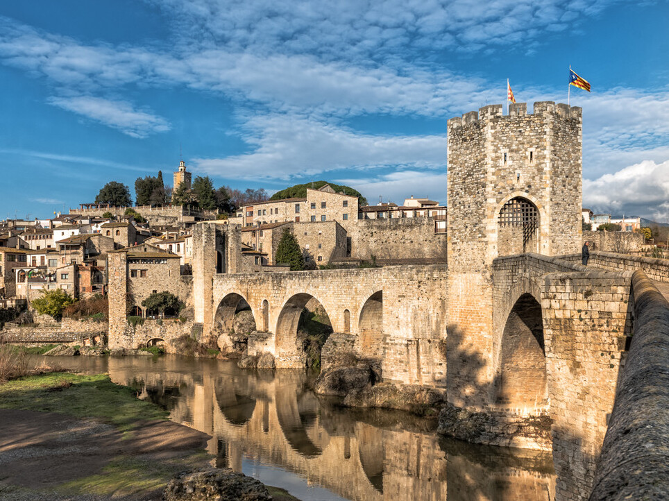 Westworld | Besalú : joyau médiéval de l'Espagne — Besalú