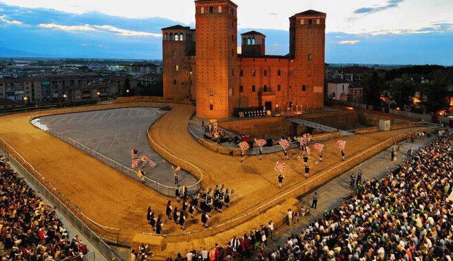 แคสเซิลของ Fossano - Fossano | Secret World Trip Planner