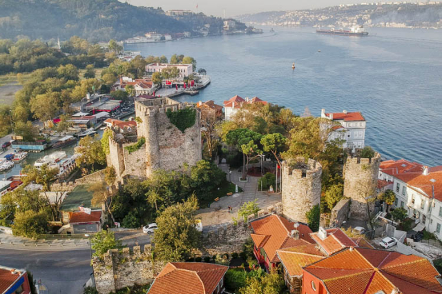 Festung von Anadolu Hisari - Anadolu Hisarı | Secret World Trip Planner