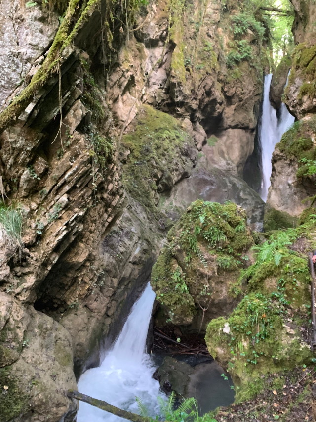 Eas Fosso Paraturo - Rotonda | Secret World Trip Planner
