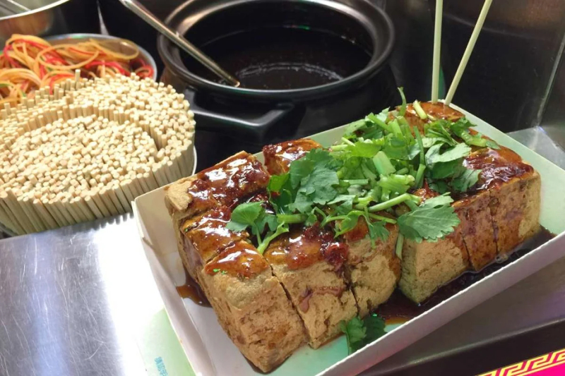 Tofu puant frit - Taipei - Taipei | Secret World Trip Planner