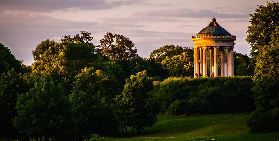 Englischer Garten, one of the largest parks in Europe — München