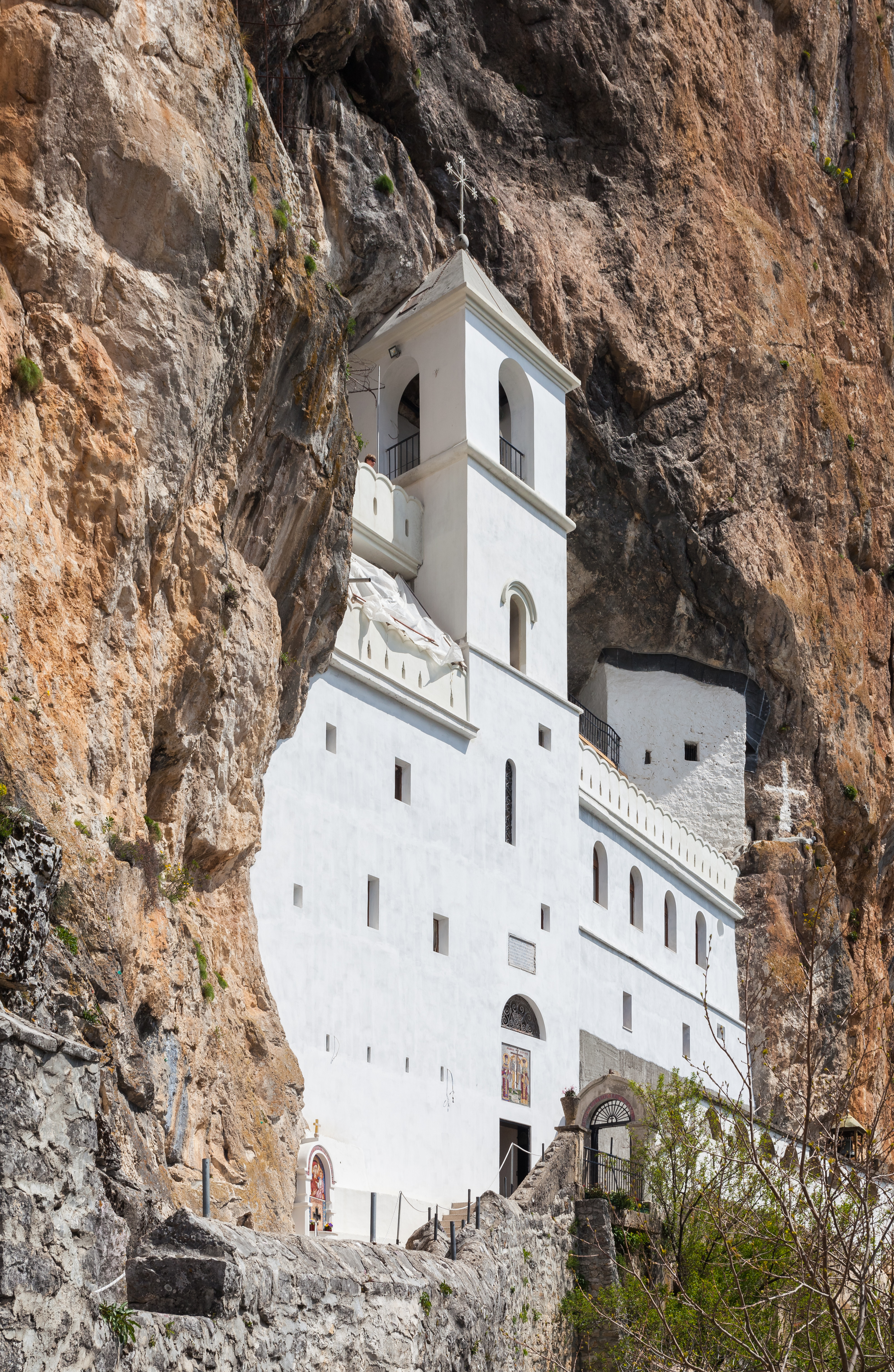 Monténégro | Le monastère d'Ostrog | Secret World Trip Planner