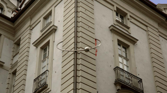 Pałac z piercingiem - Torino | Secret World Trip Planner