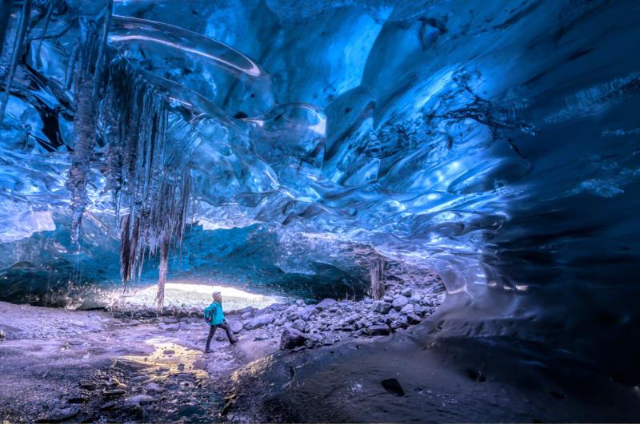 Lofthellir Cave - Mývatn | Secret World Trip Planner