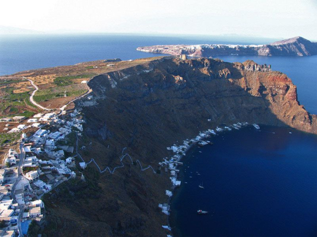 Die Insel Thirassia - Therasia | Secret World Trip Planner
