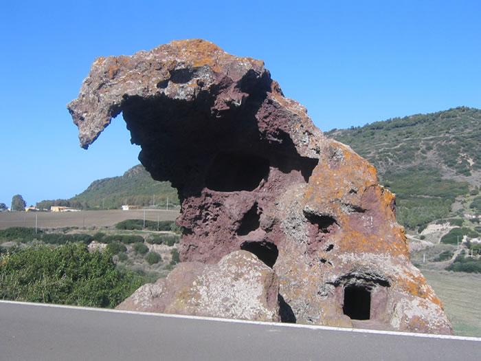 Rocher de l'éléphant - Castelsardo | Secret World Trip Planner