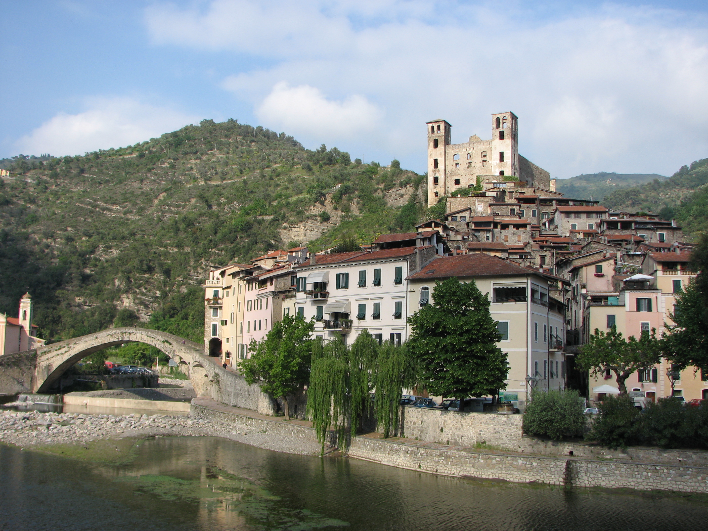 Деҳаи Dolceacqua - Dolceacqua | Secret World Trip Planner