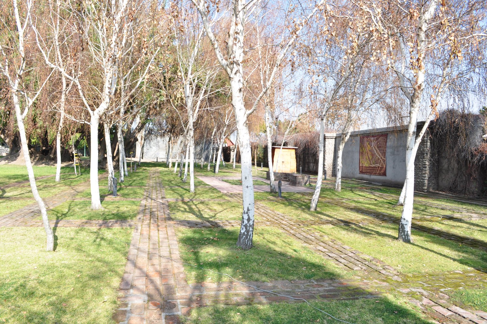 Parc de paix de la Villa Grimaldi - Santiago | Secret World Trip Planner
