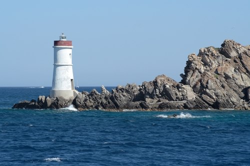 Le phare du Cap Fer - Capo Ferro | Secret World Trip Planner