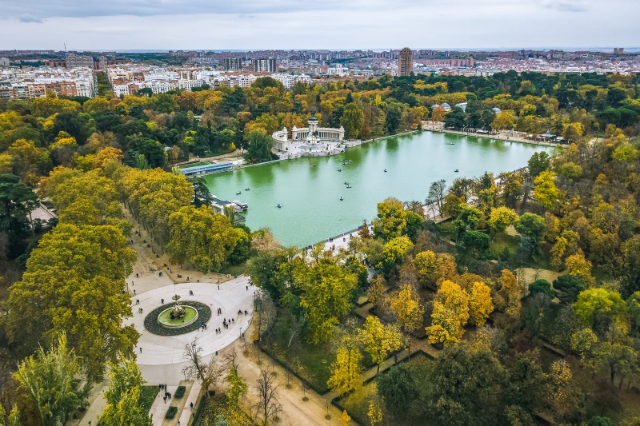 El Retiro公园 - Madrid | Secret World Trip Planner