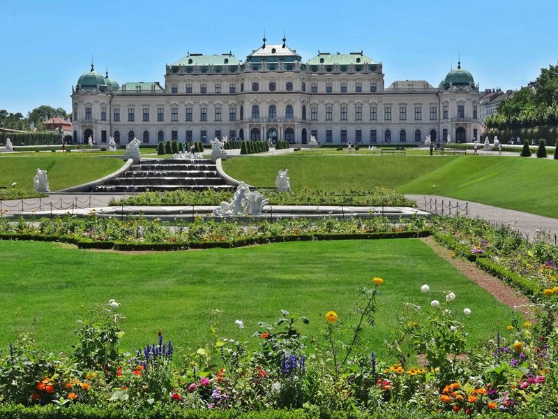 Palais du Belvédère - Wien | Secret World Trip Planner
