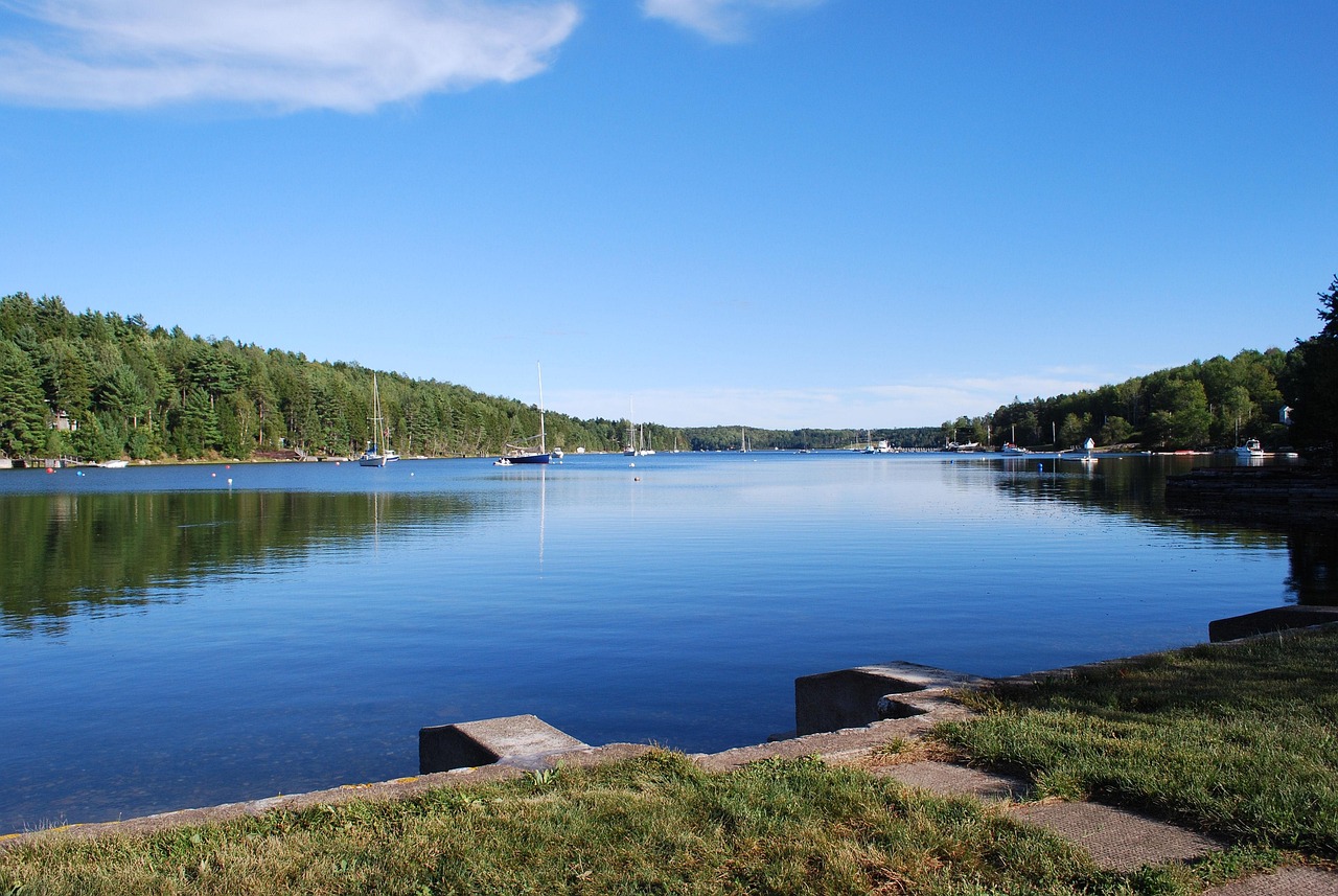 Canada | Lunenburg. Une ville de pêche haute en couleurs - Lunenburg | Secret World Trip Planner