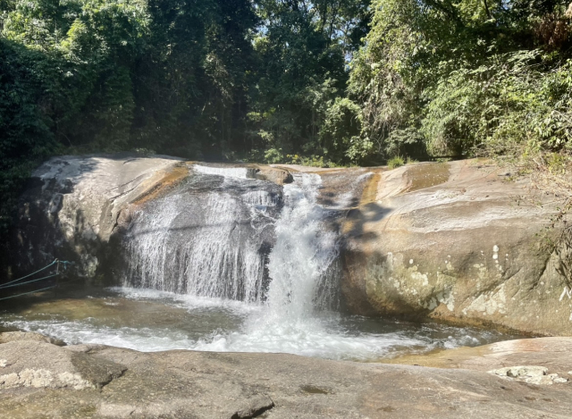 Die Kaskade Cachoeira da Toca - Ilhabela - SP | Secret World Trip Planner