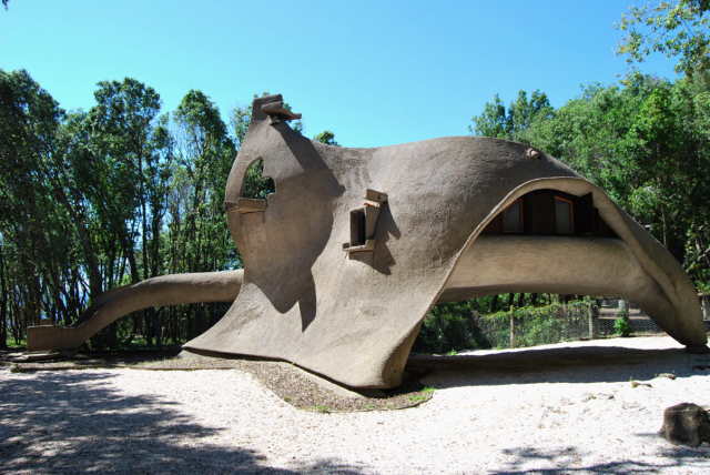 Saldariņu māja - Baratti | Secret World Trip Planner