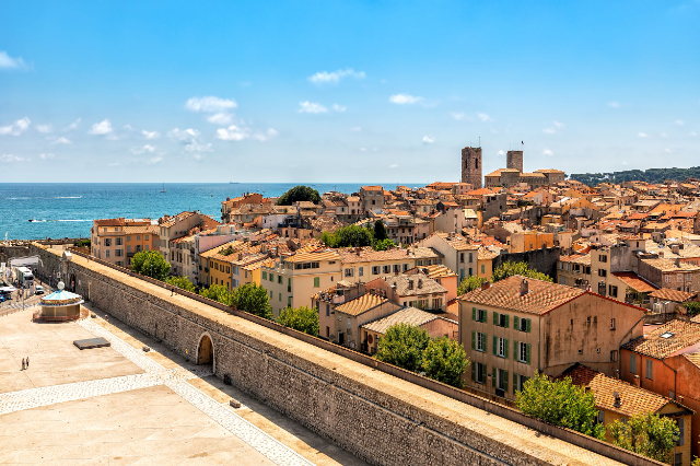 Antibes Ederra - Antibes | Secret World Trip Planner