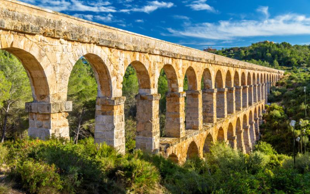 Die Ruinen des römischen Aquädukts - Tarragona | Secret World Trip Planner