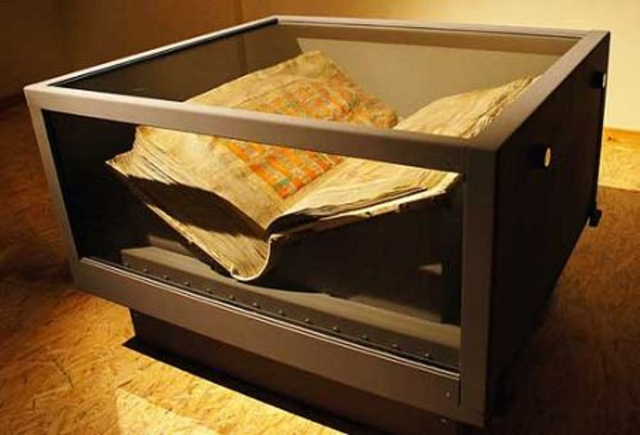 Codex Gigas, La Bibbia del Diavolo - 114 46 Stockholm | Secret World Trip Planner