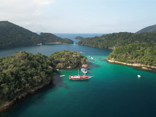 Lagoa Azul - Lagoa Azul | Secret World Trip Planner