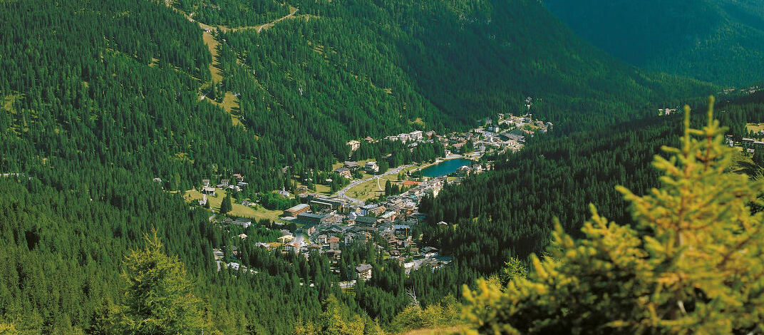 Connue comme la Perle des Dolomites, la Madone de Campiglio - Madonna di Campiglio | Secret World Trip Planner