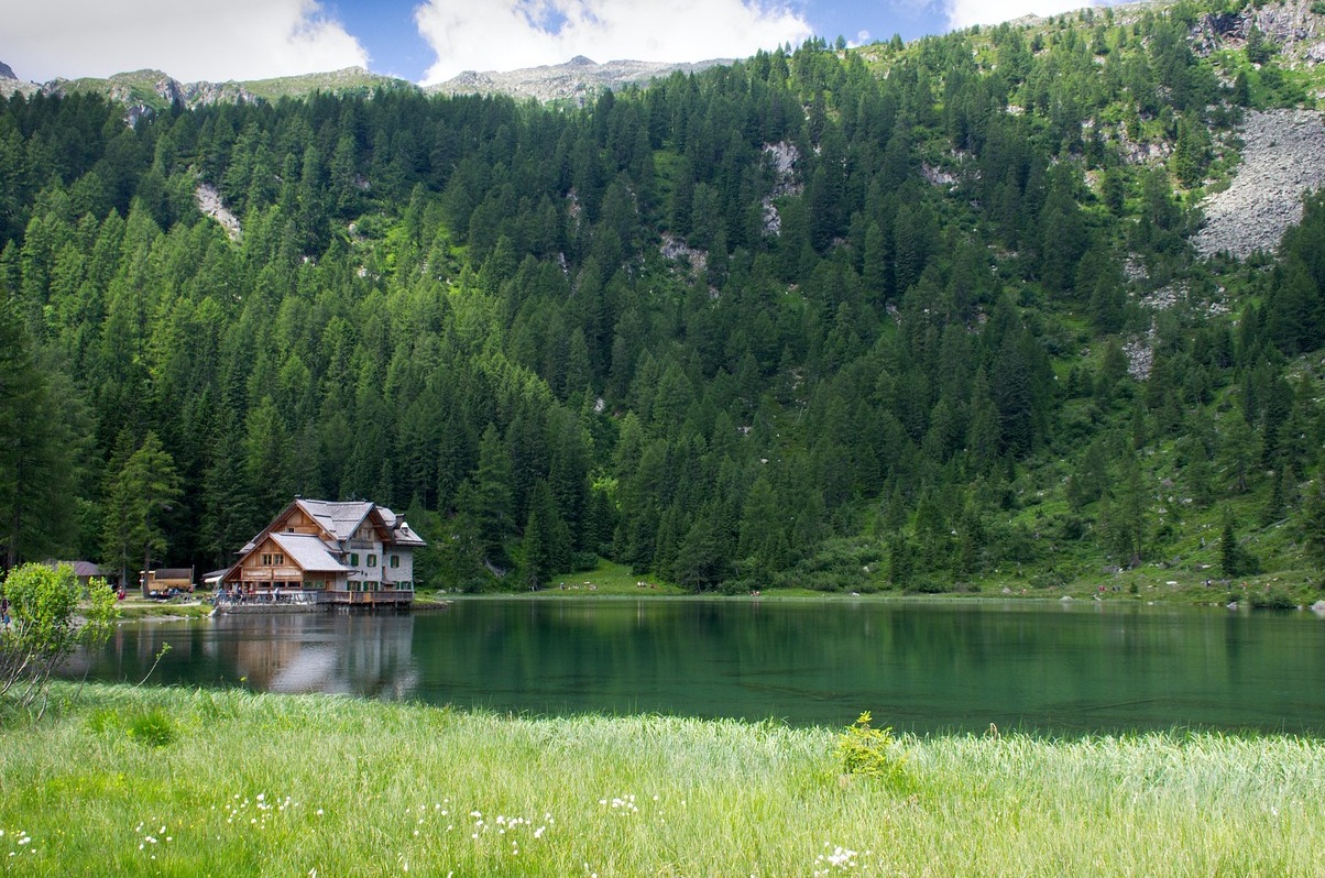Connue comme la Perle des Dolomites, la Madone de Campiglio - Madonna di Campiglio | Secret World Trip Planner