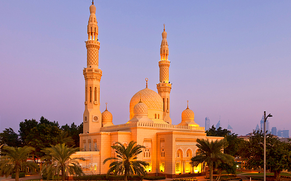 Dubai: Jumeirah Mosque — Dubai