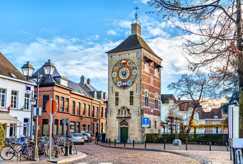 Zimmer tower: die komplizierteste Uhr der Welt - Lier | Secret World Trip Planner
