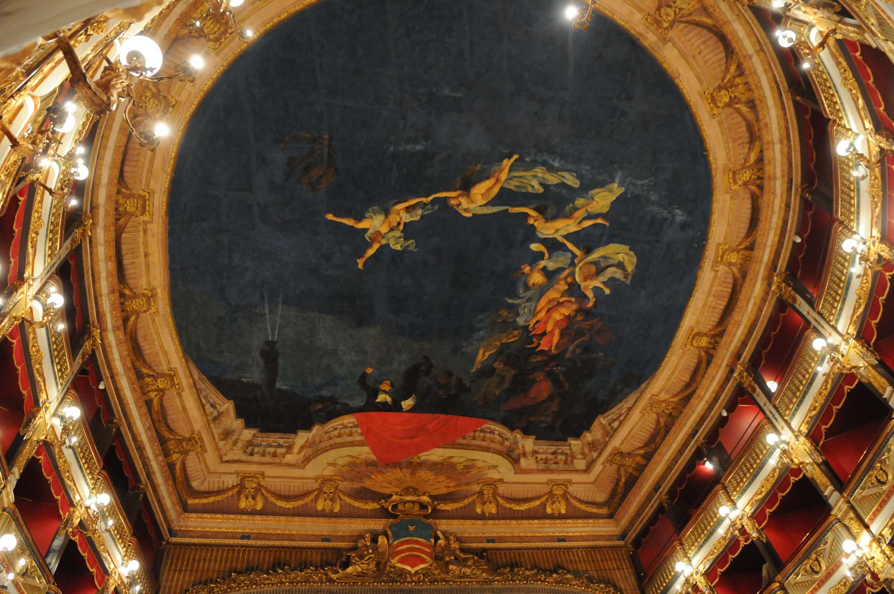 Teatr Giuseppe Verdiego - Salerno | Secret World Trip Planner
