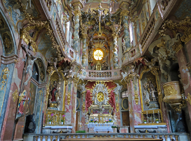 Église de Saint-Jean de Népomucène - München | Secret World Trip Planner