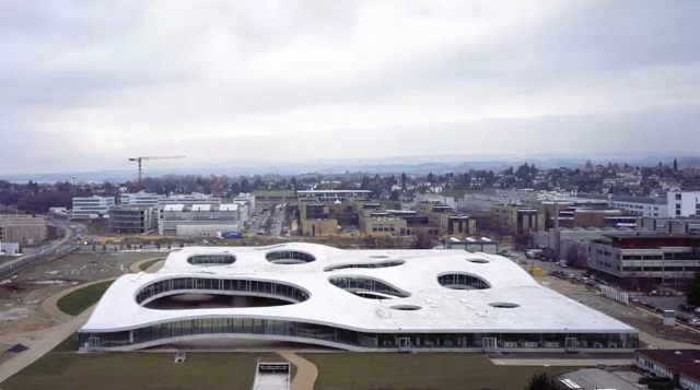 Pusat Pembelajaran EPFL - Ecublens | Secret World Trip Planner