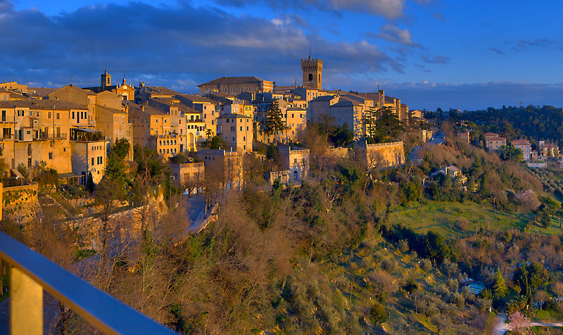 Къщата на леопардите - Recanati | Secret World Trip Planner