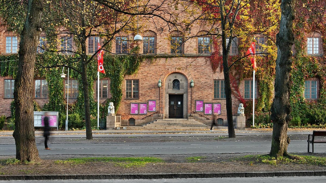 Röhsska Museum - Vasagatan 39 | Secret World Trip Planner
