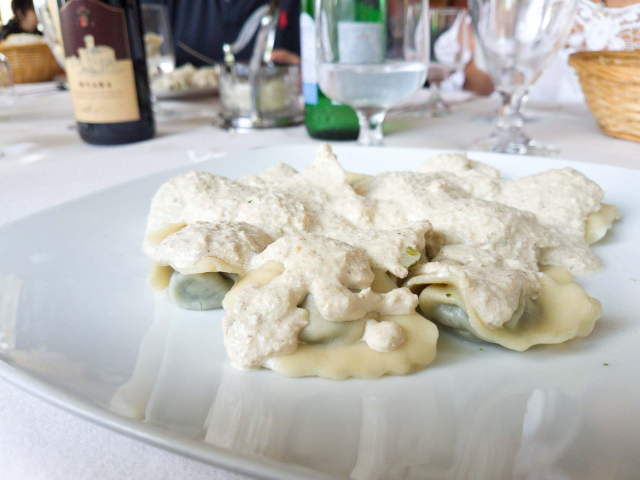Pansoti con salsa di noci - Genova | Secret World Trip Planner
