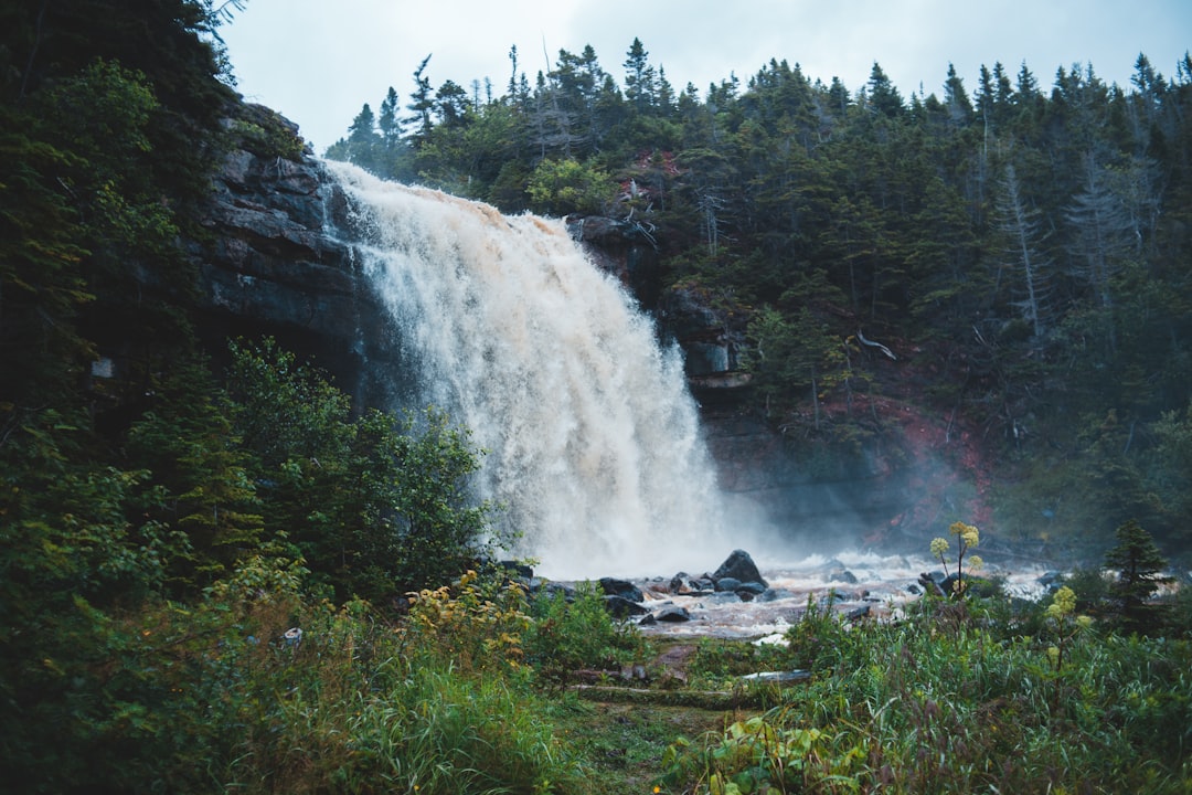 Chute Jean Larose: A spectacular and wild 196-foot Waterfall - Beaupré | Secret World Trip Planner