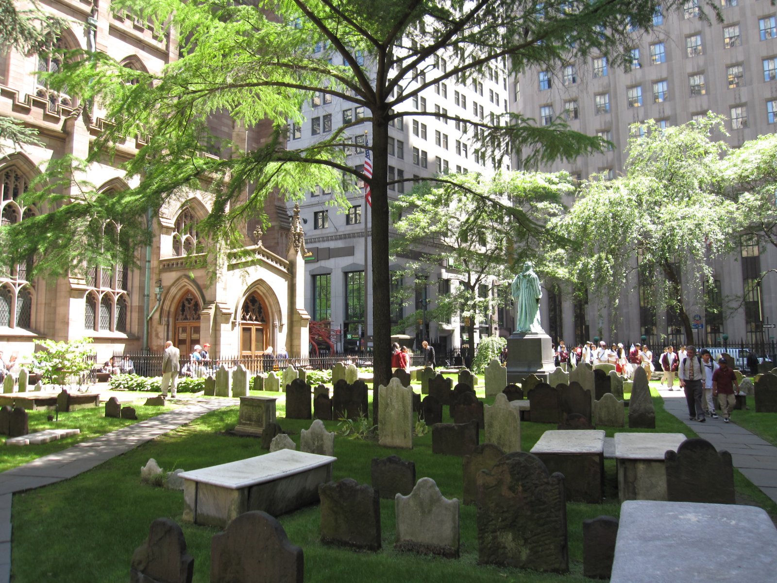 Trinity church in Lower Manhattan - New York | Secret World Trip Planner