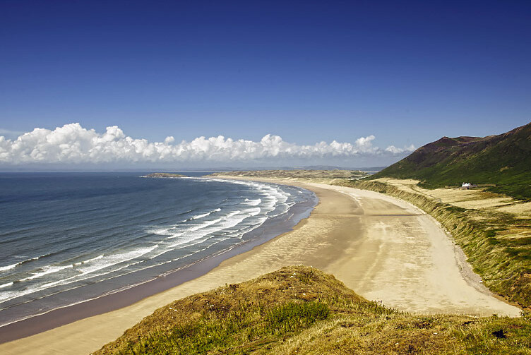 The beautiful Gower Peninsula and Worm Head. — Rhossili