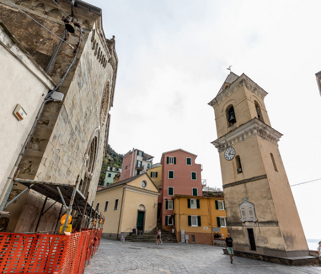 San Lorenzo baznīca - Manarola | Secret World Trip Planner