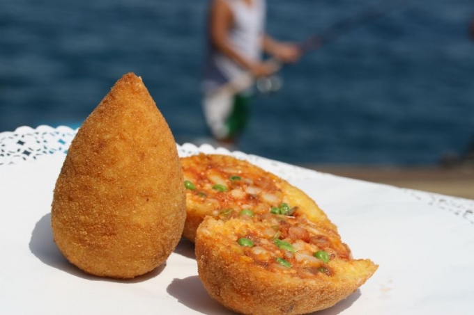 Arancini à la sicilienne - Catania | Secret World Trip Planner