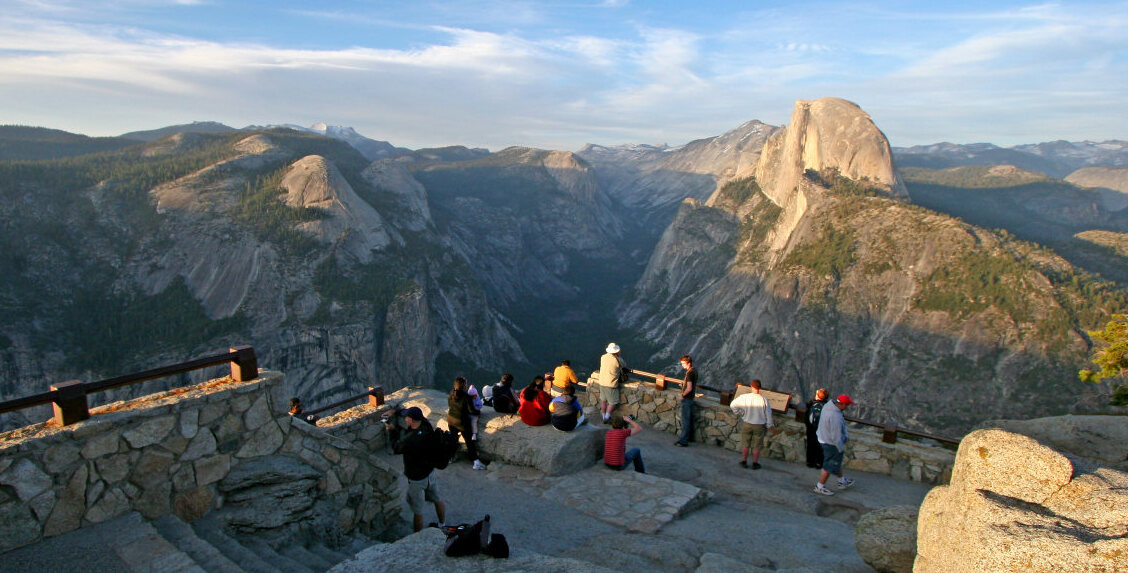 La vue majestueuse de Glacier Point — Yosemite Valley