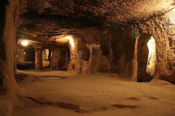 Les sombres labyrinthes de Derinkuyu — Derinkuyu