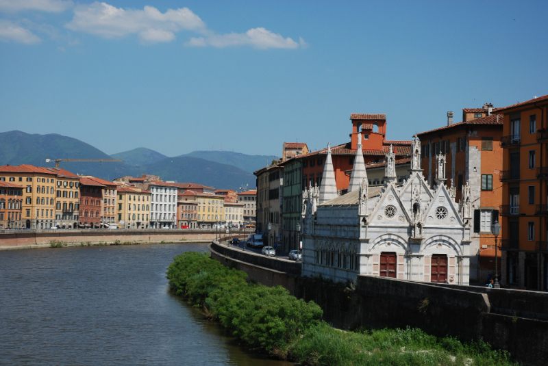 Church of Santa Maria della Spina - Pisa | Secret World Trip Planner
