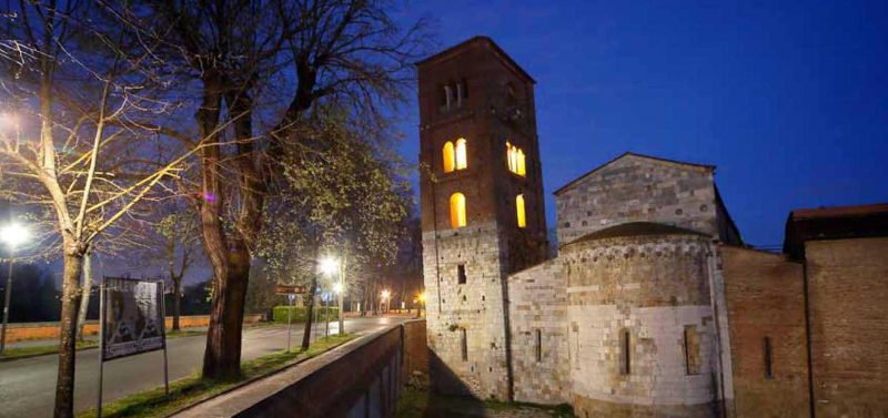 Chiesa di San Michele degli Scalzi - Pisa | Secret World Trip Planner