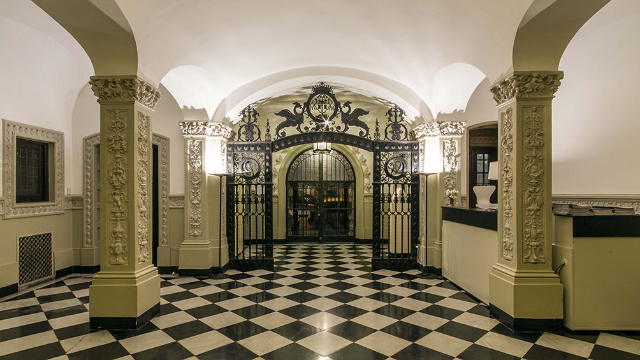 Evita-Museum - Buenos Aires | Secret World Trip Planner
