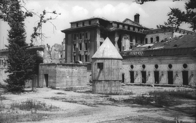 Führerbunker - Berlin | Secret World Trip Planner