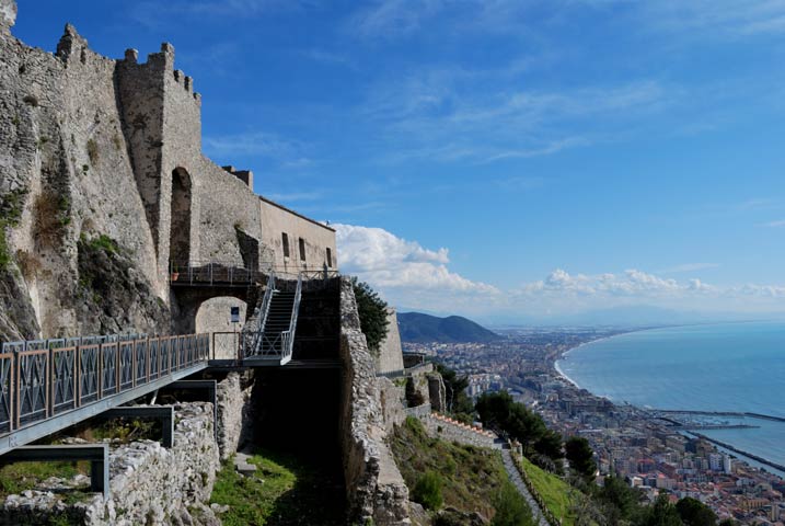 Arechi loss - Castello | Secret World Trip Planner