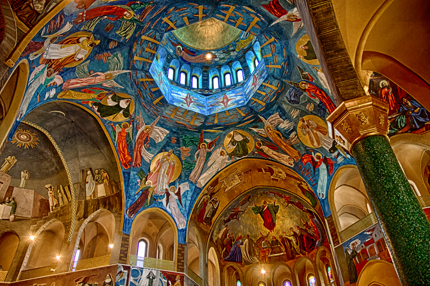 Кассиагийн Санта Ритагийн сүм - Cascia | Secret World Trip Planner
