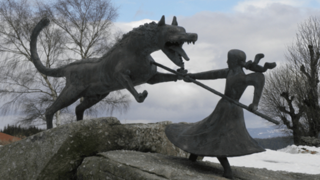 Monument de la Bete du Gevaudan - Auvers | Secret World Trip Planner