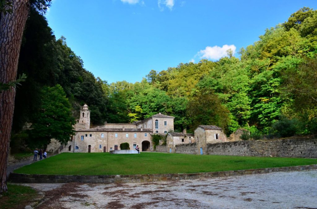 Эрмитаж пещер - Cupramontana | Secret World Trip Planner