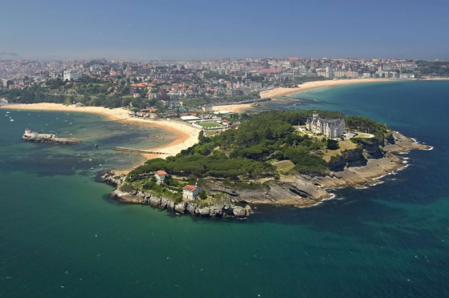 Magdalena Palace - Santander | Secret World Trip Planner