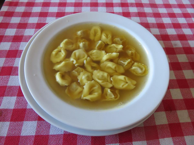 Cappelletti in brodo - Rimini | Secret World Trip Planner